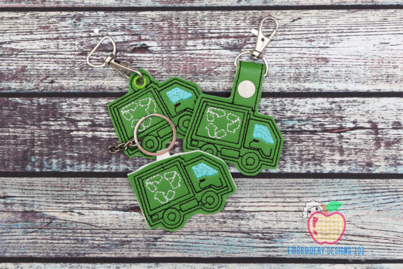 Review: Recycling Truck ITH Snaptab Keyfob